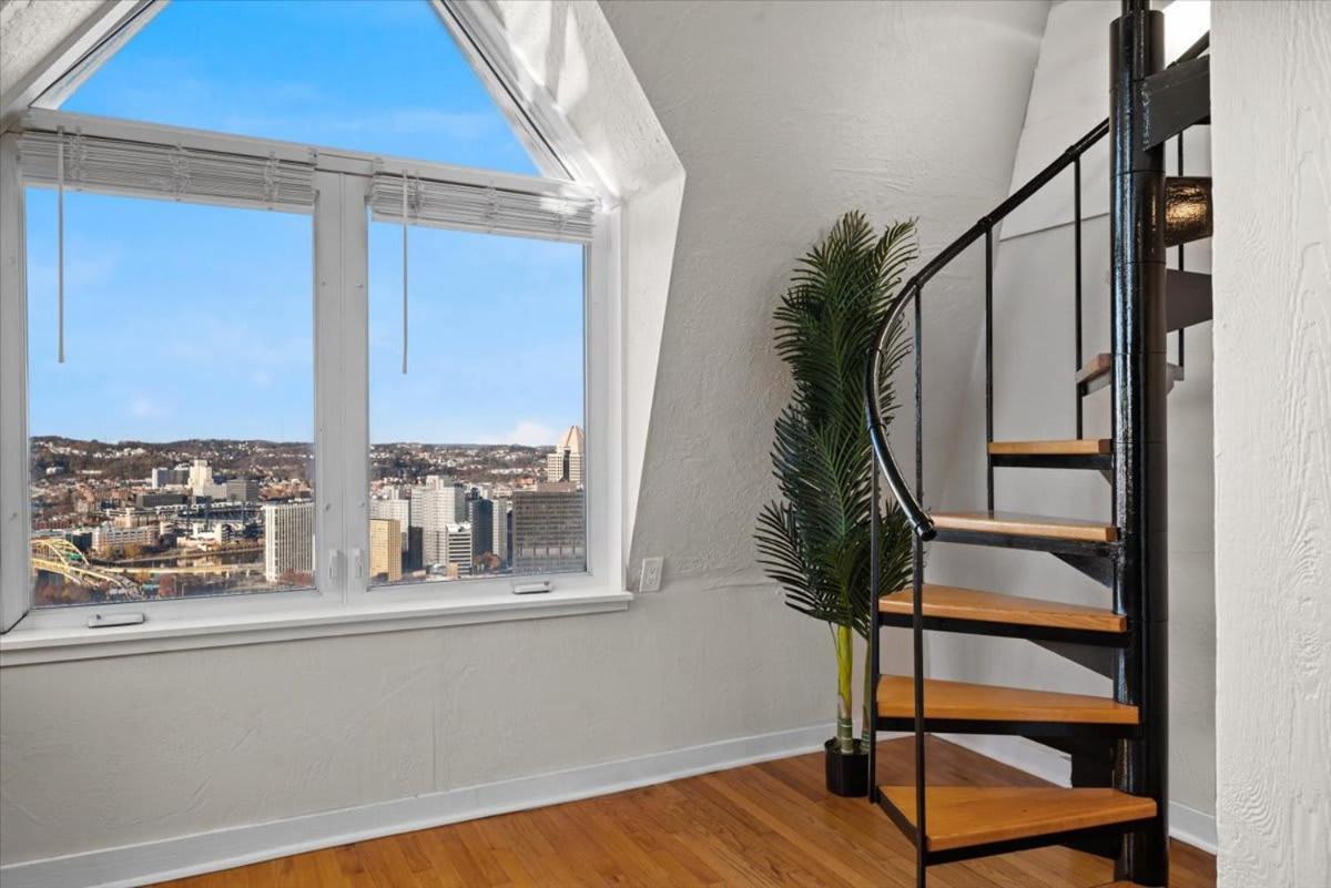Skyline At Your Door - Studio With A View ピッツバーグ エクステリア 写真