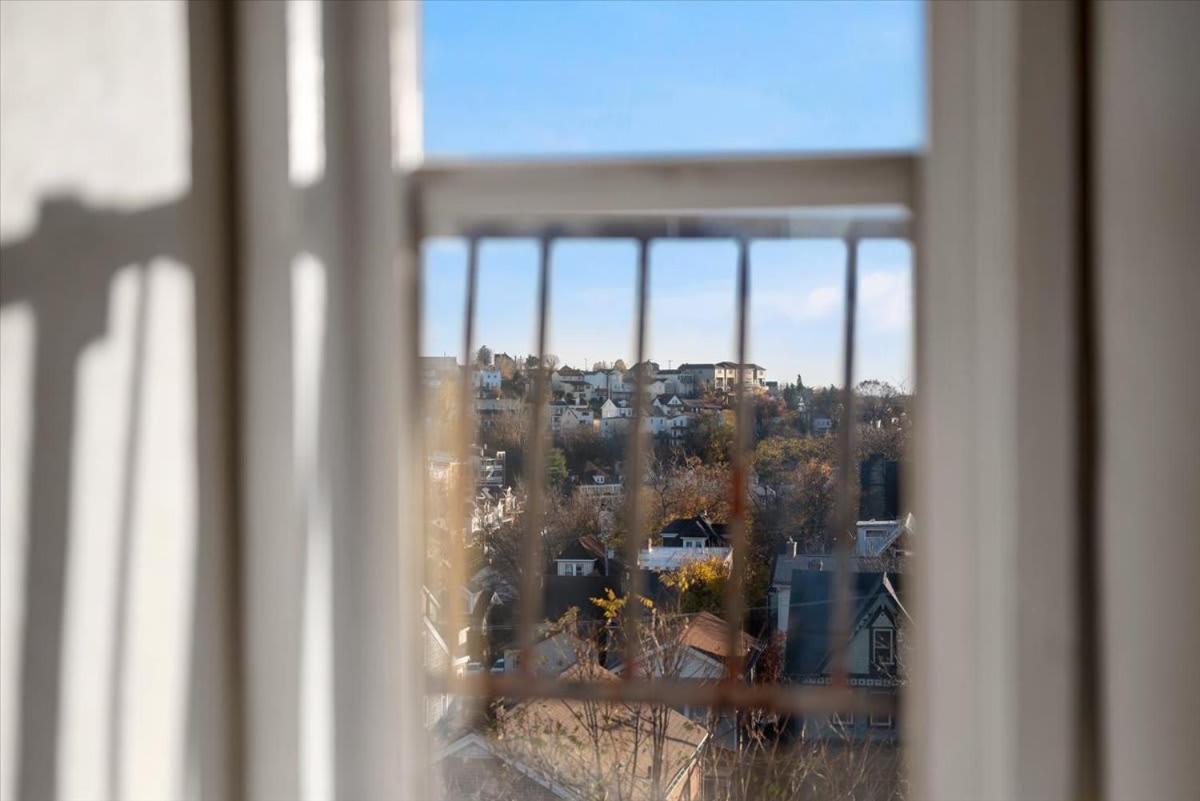 Skyline At Your Door - Studio With A View ピッツバーグ エクステリア 写真